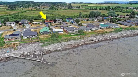 775 Livingston Bay Shore Dr, Camano Island, WA 98282