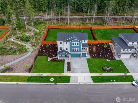 15410 210th Ave E #316, Bonney Lake, WA 98391