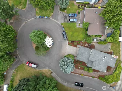 View/Area - 20039 99th Ct NE, Bothell, WA 98011 photo 2 of 3