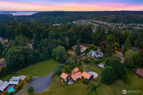 View/Area - 10606 NE 155th Pl, Bothell, WA 98011 photo 3 of 3
