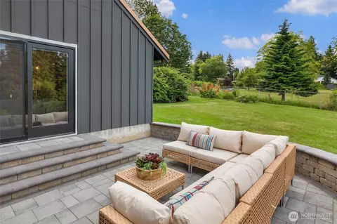 Exterior - 10606 NE 155th Pl, Bothell, WA 98011 photo 6 of 6