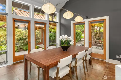 Dining - 10606 NE 155th Pl, Bothell, WA 98011 photo 1 of 1