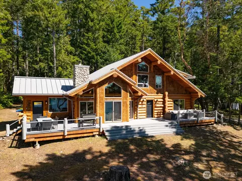 40 Driftwood Shrs, Henry Island, WA 98250