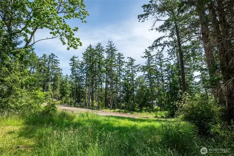 36 Pavey Blvd, Lopez Island, WA 98261