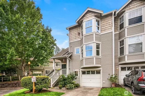 9621 179th Pl NE #1, Redmond, WA 98052