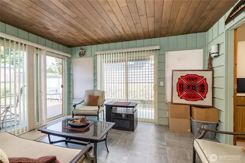 Other - 1023 E Maple St, Kent, WA 98030 photo 4 of 5