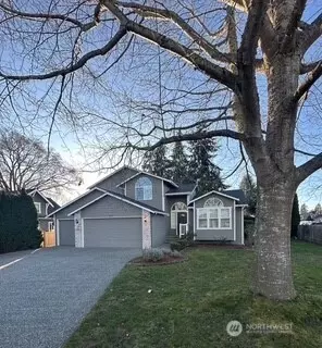 5720 52 Ave NE, Marysville, WA 98270