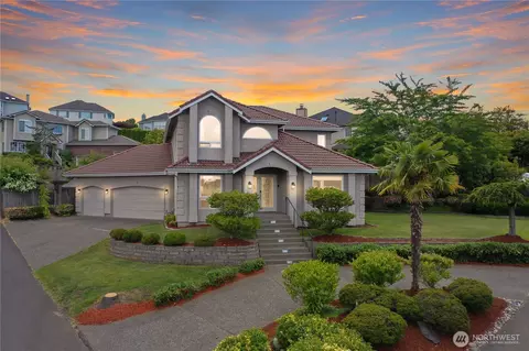 5631 Orca Dr NE, Tacoma, WA 98422