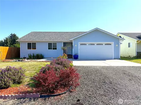 420 Point Brown Ave SE, Ocean Shores, WA 98569