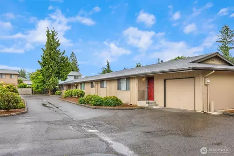 802 21st St SE, Auburn, WA 98002