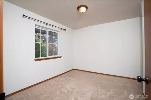 20614 6th Avenue Ct E, Spanaway, WA 98387 photo 5