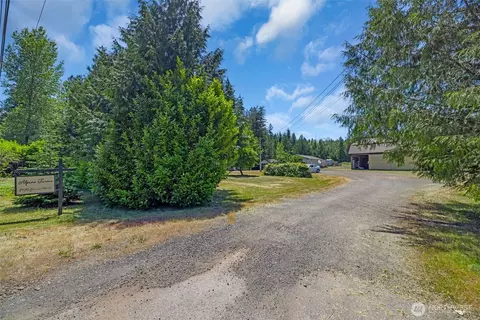 7470 Glenwood Rd SE, Port Orchard, WA 98367