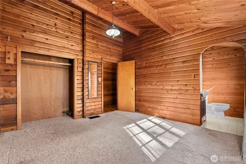 Bedroom - 19834 State Route 20, Twisp, WA 98856 photo 2 of 5