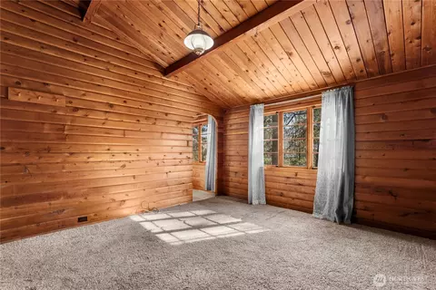 Bedroom - 19834 State Route 20, Twisp, WA 98856 photo 1 of 5