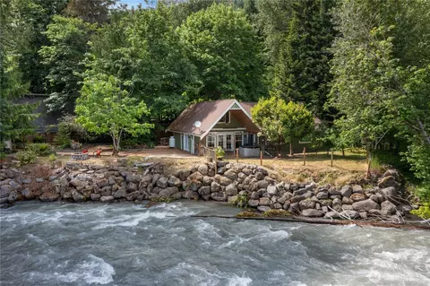 50739 SEnumclaw-chinook Pass Rd, Greenwater, WA 98022