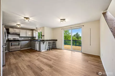 Living - 210 E Mossflower Ln, Grapeview, WA 98546 photo 4 of 5