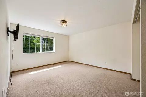 Bedroom - 210 E Mossflower Ln, Grapeview, WA 98546 photo 4 of 4