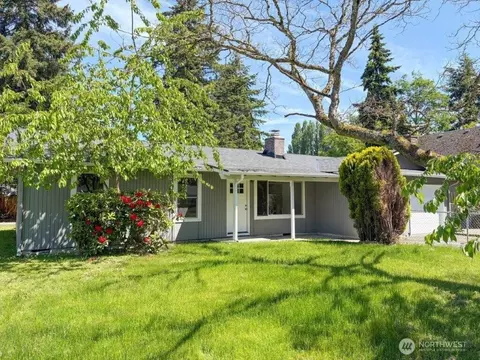 28504 20th Ave S, Federal Way, WA 98003