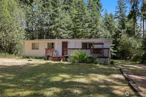 12586 Wye Lake Blvd SW, Port Orchard, WA 98367