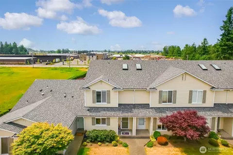 View/Area - 1450 Mountain View Dr, Enumclaw, WA 98022 photo 3 of 8