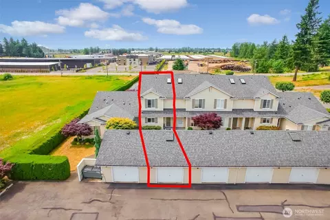 View/Area - 1450 Mountain View Dr, Enumclaw, WA 98022 photo 2 of 8