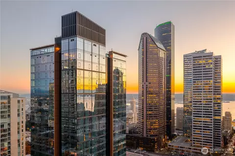 800 Columbia St #2708, Seattle, WA 98104