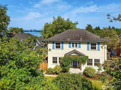 2318 33rd Ave S, Seattle, WA 98144