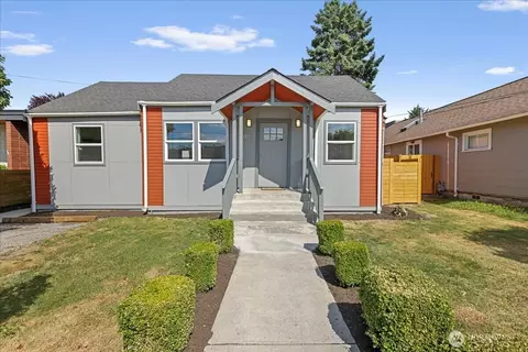 110 Pelly Ave N, Renton, WA 98057