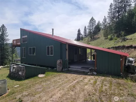 466 Sqove Rd, Wauconda, WA 98859