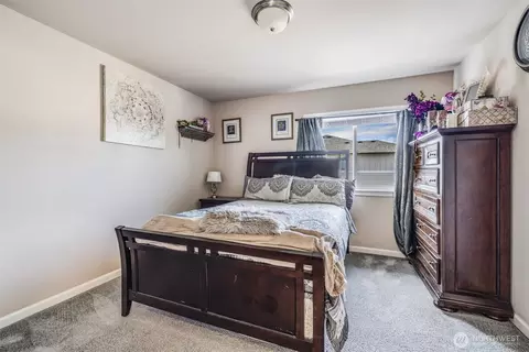 Bedroom - 7811 238th St Ct E, Graham, WA 98338 photo 6 of 6