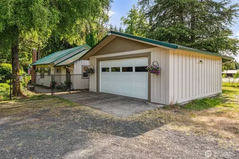 3381 Centralia Alpha Rd, Onalaska, WA 98570