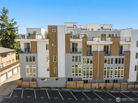 222 B 10th Ave E, Seattle, WA 98102