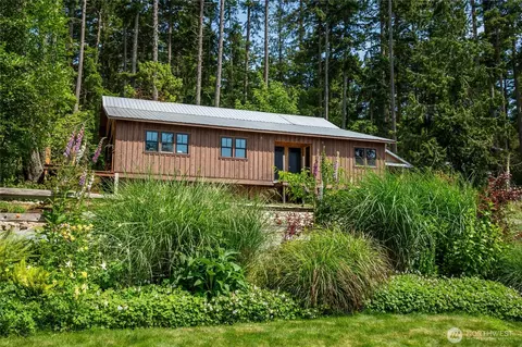 58 Pavey Blvd, Lopez Island, WA 98261