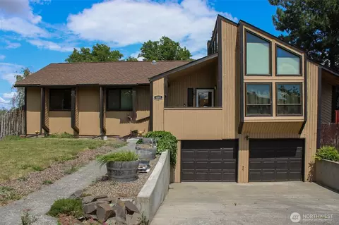 1007 Jacquelyn St, Milton Freewater, OR 97862