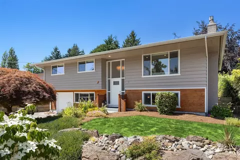 16011 Sunnyside Ave N, Shoreline, WA 98133