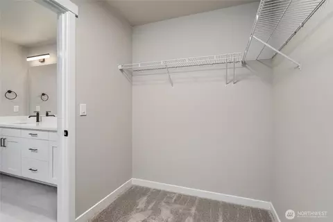 2402 SW Ridgeway Dr, Oak Harbor, WA 98277 photo 9