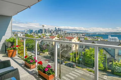 500 W Olympic Pl #401, Seattle, WA 98119