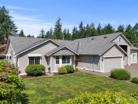 11206 83rd Ave SW, Lakewood, WA 98498