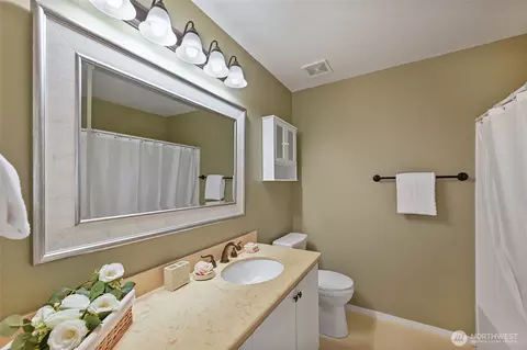 11920 NE 163rd Pl, Bothell, WA 98011 photo 18