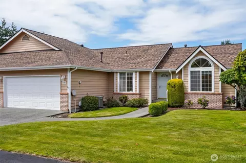 29 Lakewood Oaks Dr SW, Lakewood, WA 98499