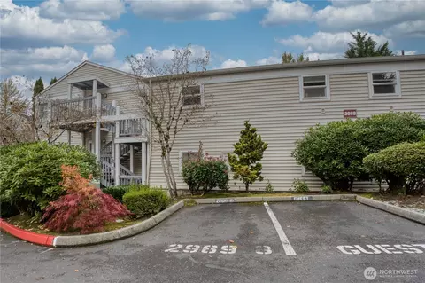 2969 142nd Pl SE # 8, Bellevue, WA 98007