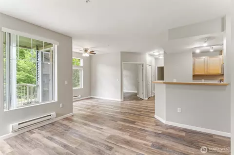 15325 SE 155 Pl #N-2, Renton, WA 98058