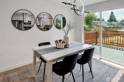 Dining - 320 178th Pl SW, Bothell, WA 98012 photo 1 of 1