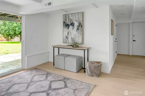 Entry Way - 320 178th Pl SW, Bothell, WA 98012 photo 2 of 2
