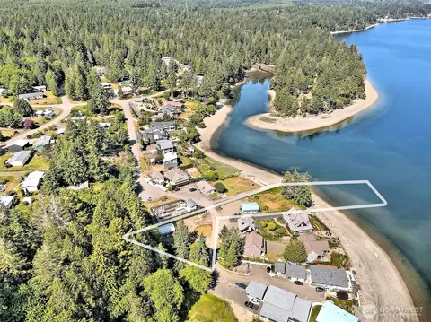 131 E Rustle Way, Grapeview, WA 98546 photo 4