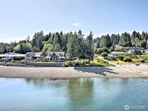 131 E Rustle Way, Grapeview, WA 98546 photo 2