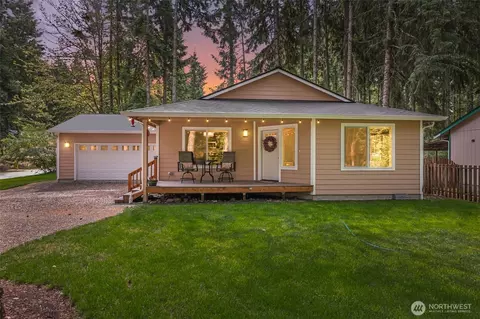22405 Bluewater Dr SE, Yelm, WA 98597
