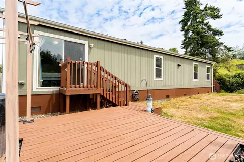 7543 Wooldridge Dr, Blaine, WA 98230