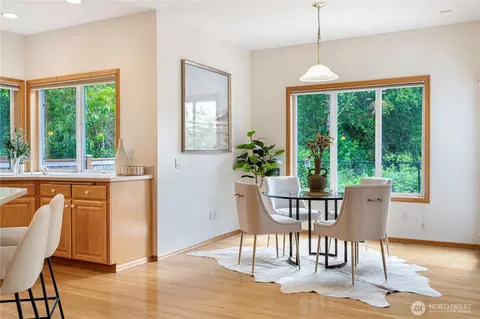 Dining - 1912 243rd Pl SE, Bothell, WA 98021 photo 3 of 3