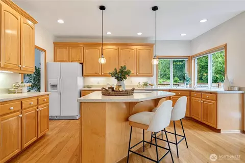 Kitchen - 1912 243rd Pl SE, Bothell, WA 98021 photo 1 of 4